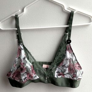 New with tags, Sage bralette. Size L